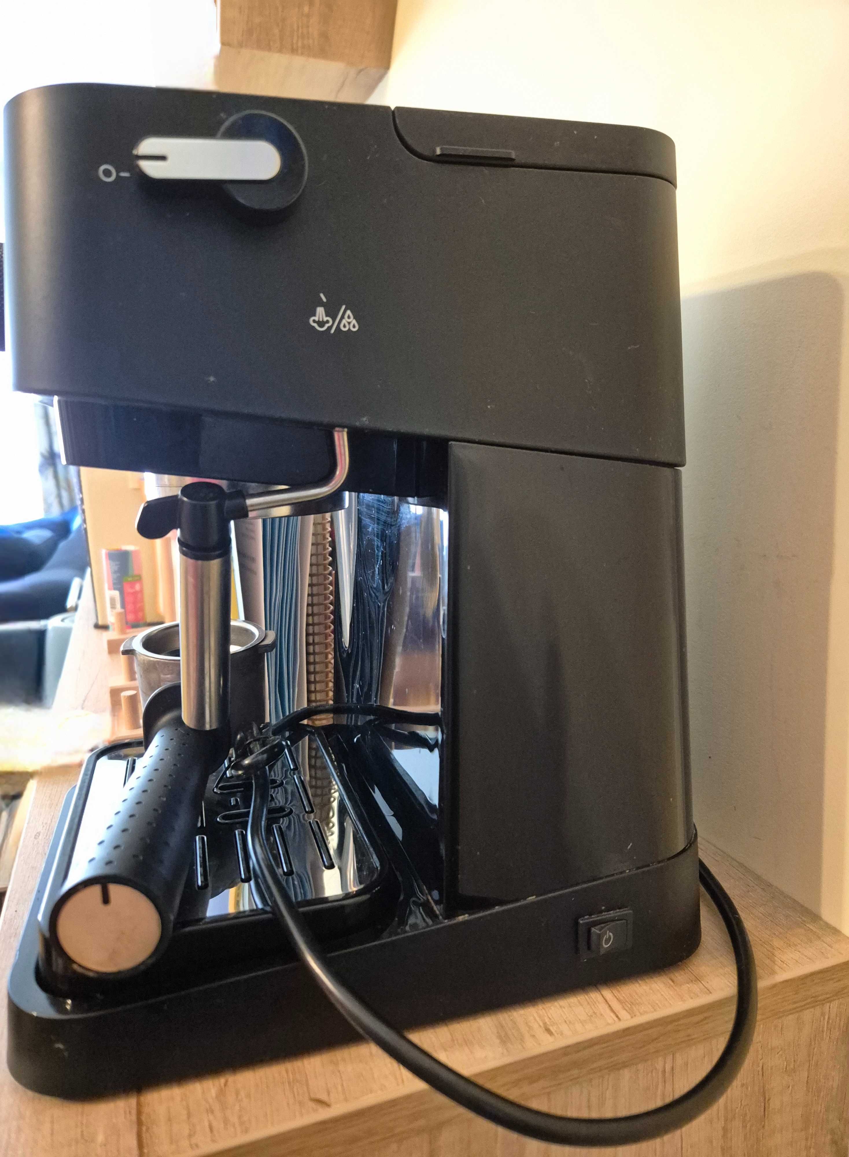 Delonghi Stilosa EC260.BK – еспресо машина