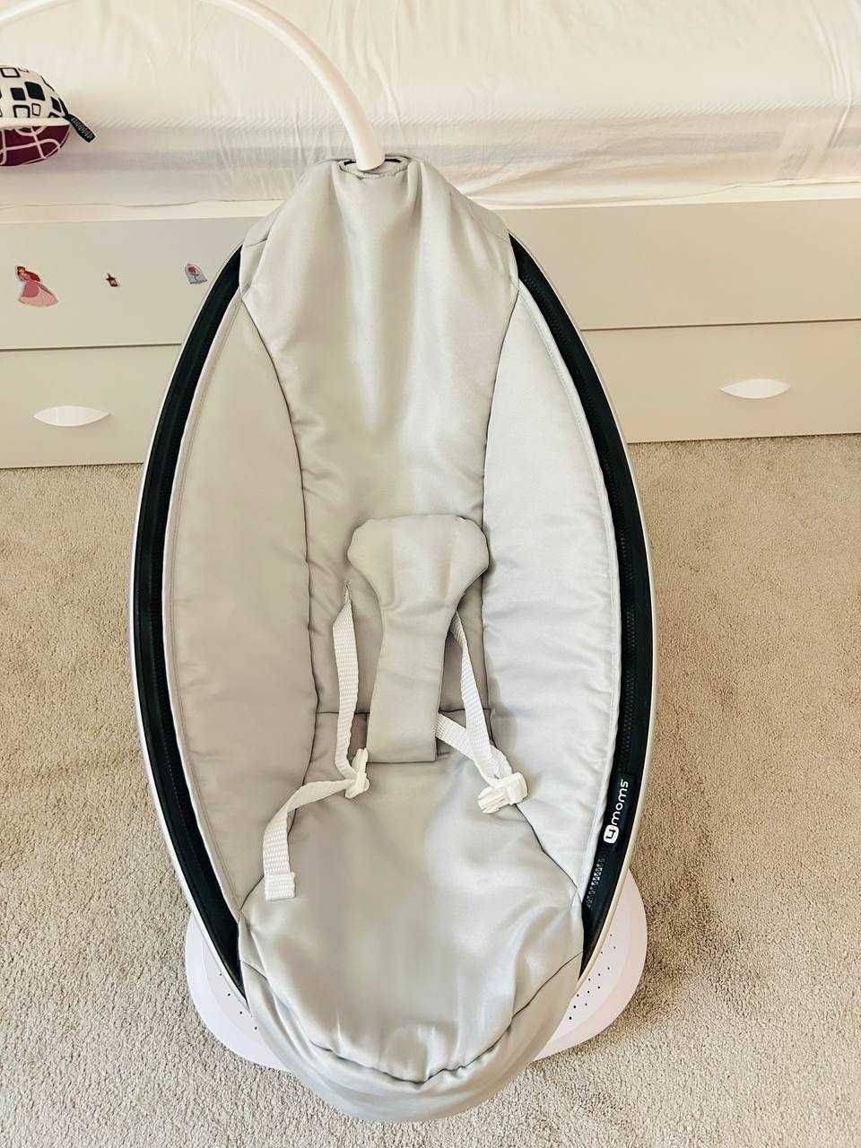 Електрическа бебешка люлка 4moms mamaRoo - цвят Сив