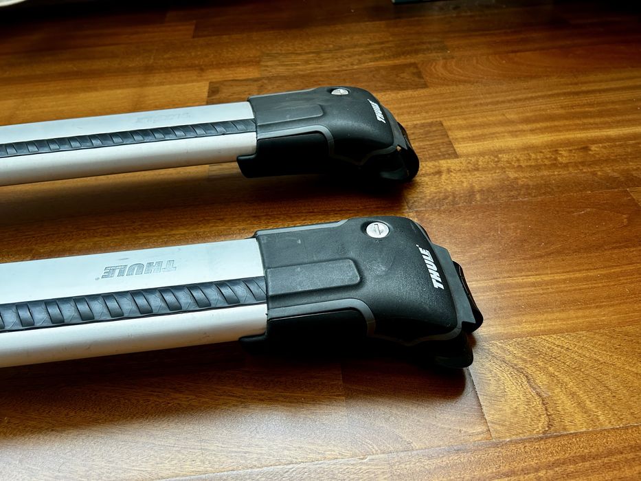 Bare transversale Thule Evo Raised Edge Silver