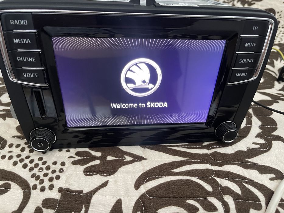 Navigatie Skoda originala mib2 Carplay / Android auto