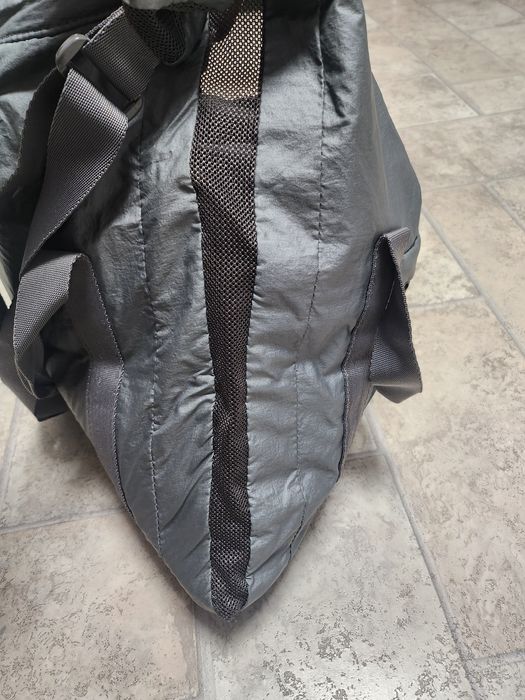 Vand  geanta Tomy h.ruxac  zara si.adidas.