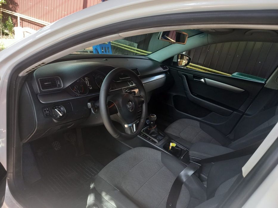 Vând/Schimb Passat B7.