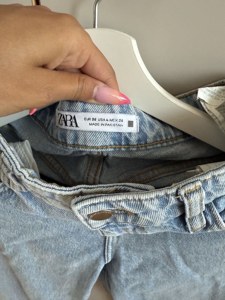 Zara Mom Jeans сини