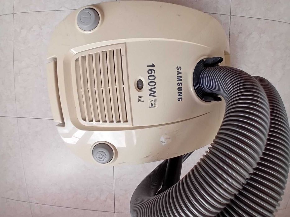 Прахосмукачка Zanussi