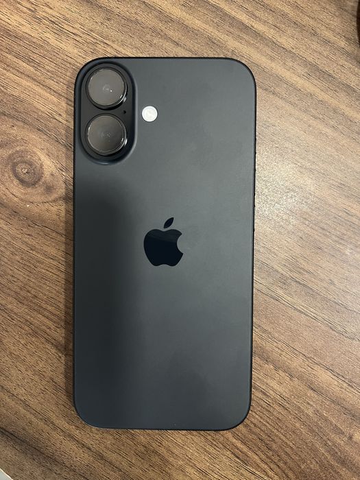 iphone 16 заключен