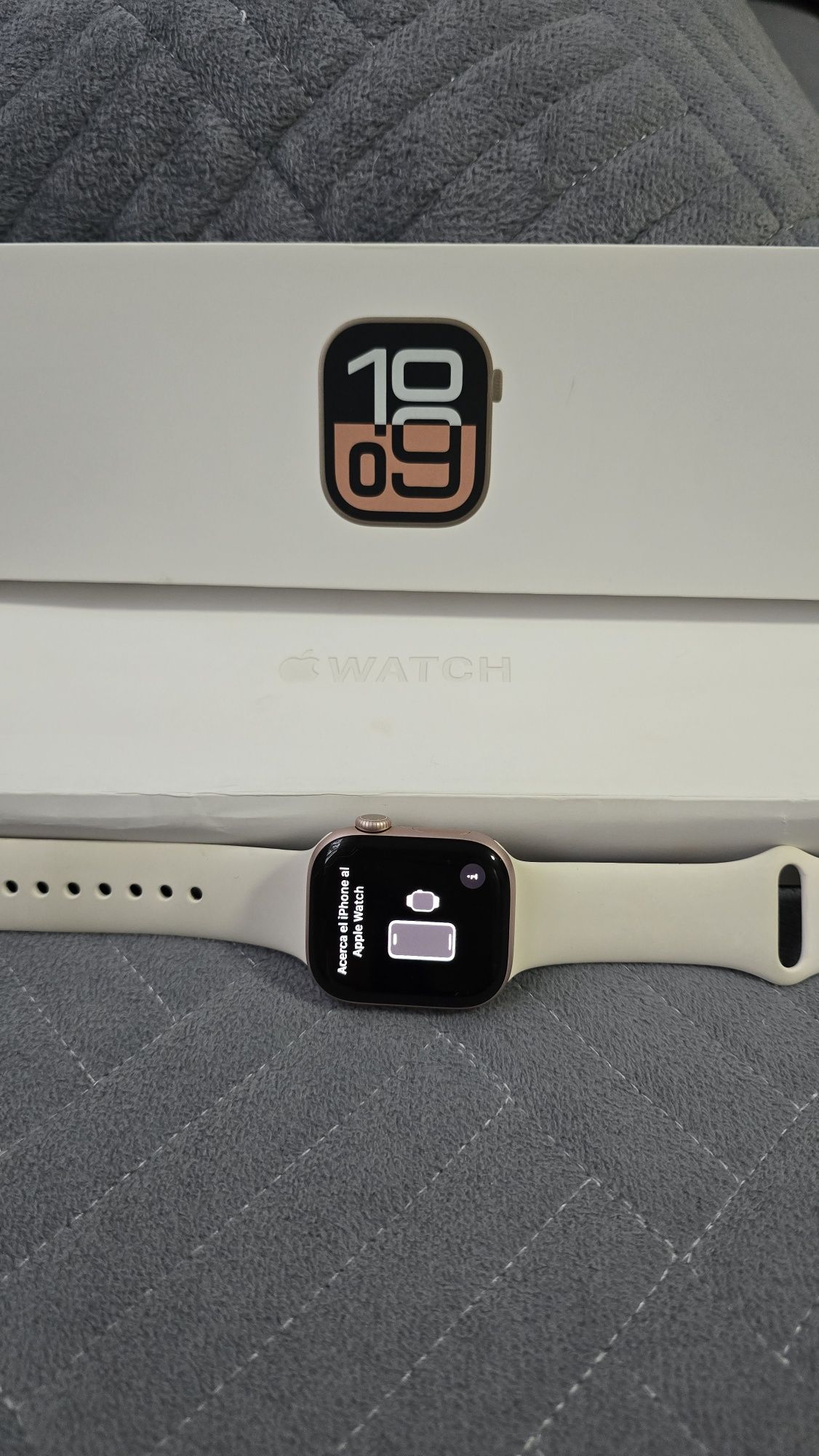 Продам apple watch 10