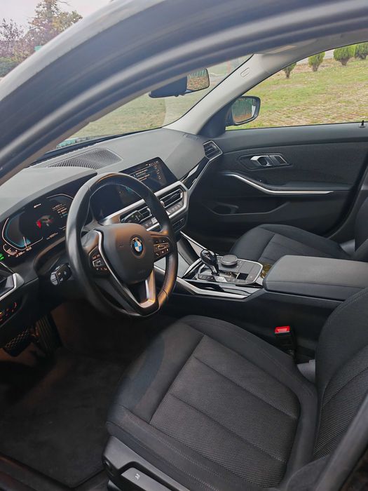 BMW seria 3 330e Touring xDrive PHEV TVA deductibil