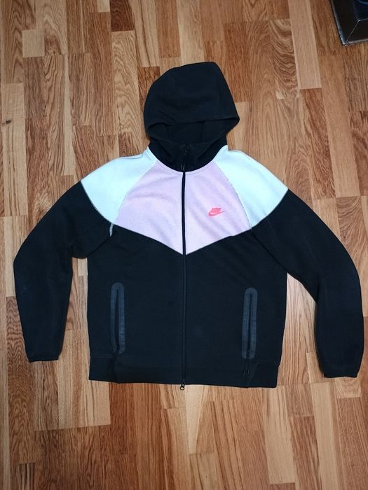 Hanorac Nike Tech Fleece