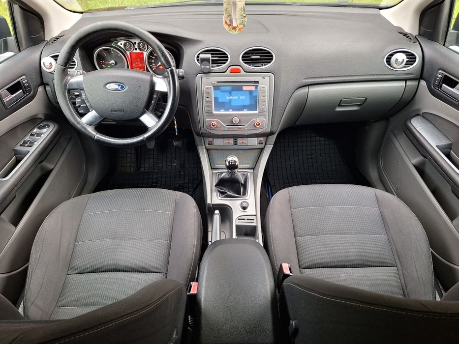 Ford Focus Mk2 • TITANIUM • 1.6 TDCI •