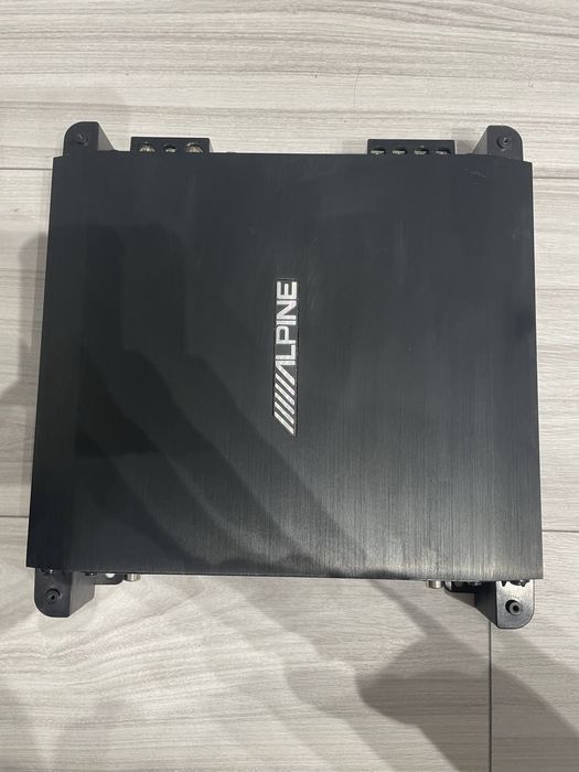 Subwoofer alpine