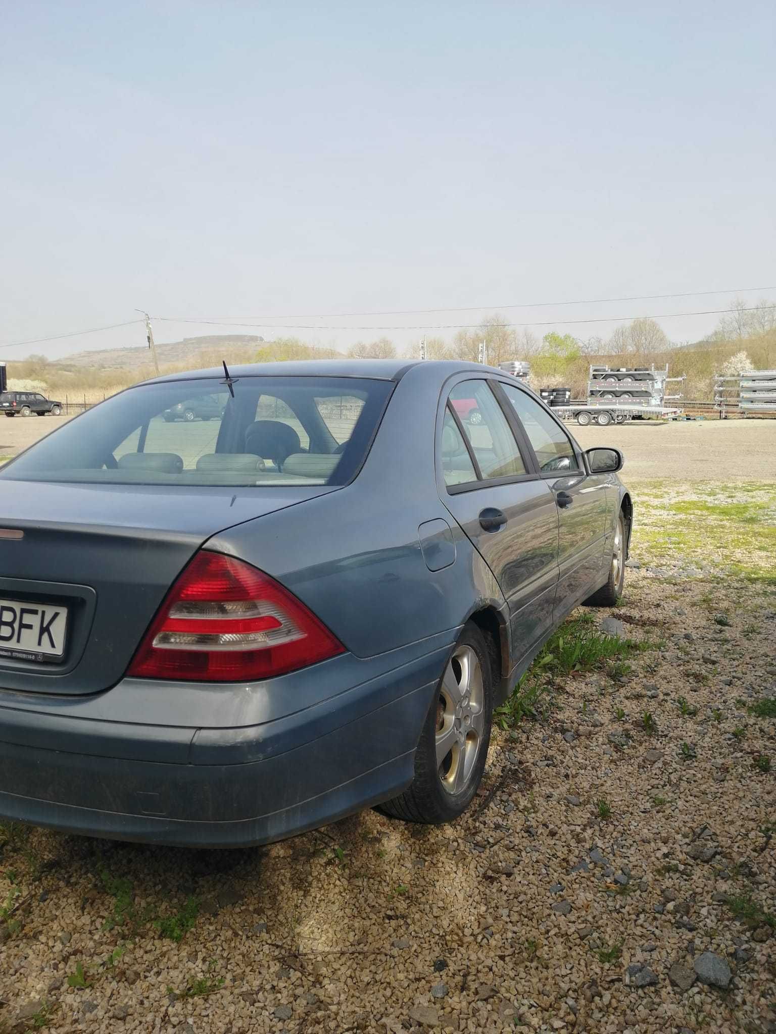 Mercedes C220 AN FAB 2004