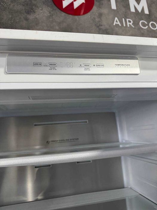 Встраиваемый холодильник Beston BNI-592WT Inverter No Frost