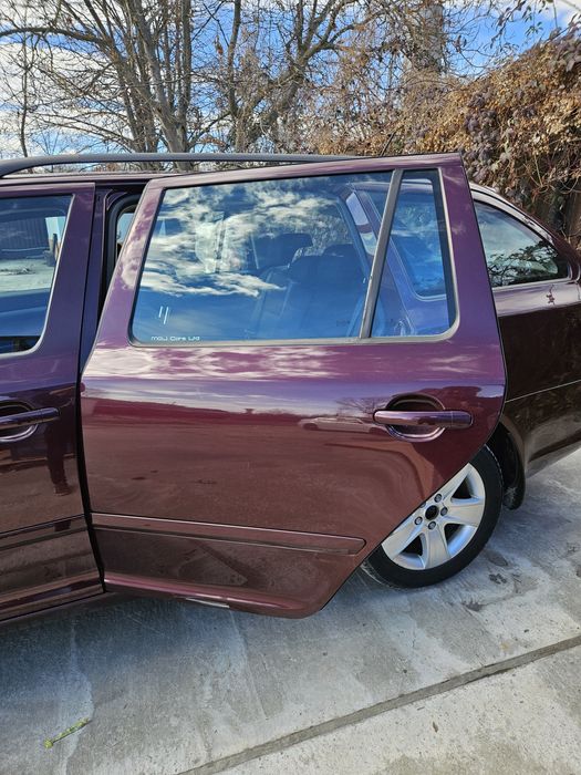 Usa stanga octavia 2 facelift( stanga spate)