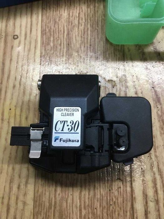 Скалываталь для оптоволокна Fujikura, CT-30А