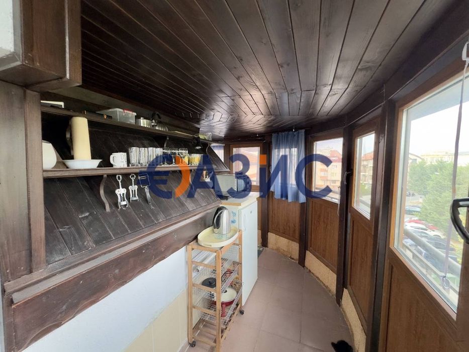 Продава се Едностаен апартамент в Несебър - 55 кв.м за 1037 €/кв.м - Снимка #5
