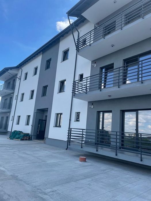 Apartament 2, 3 camere Pitești