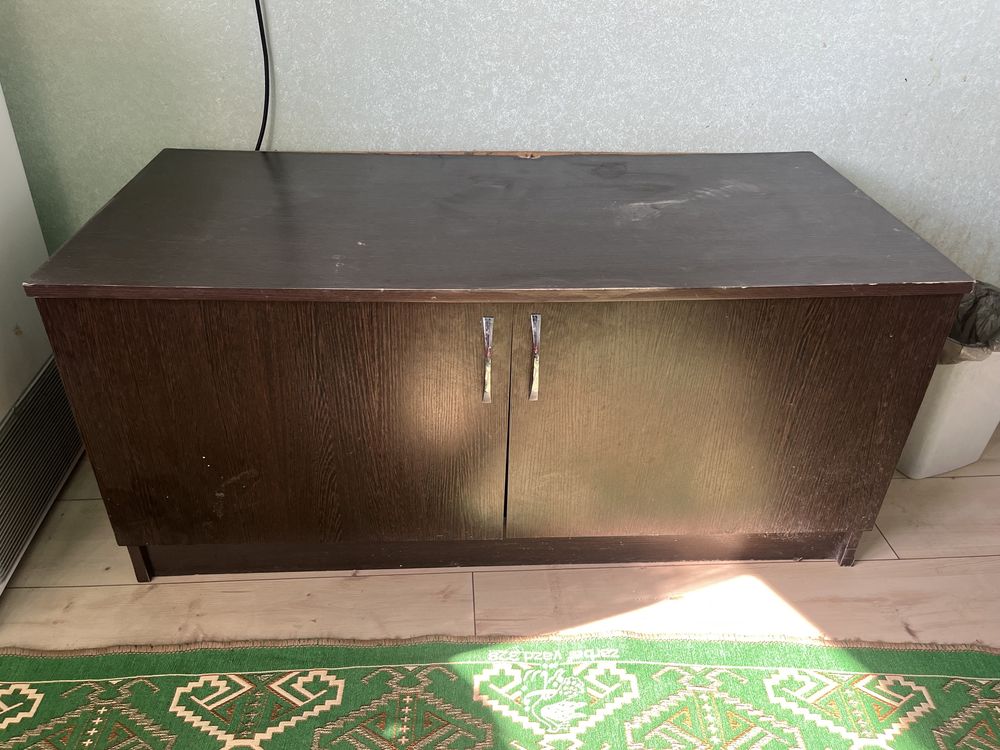 продам шкафчик срочно