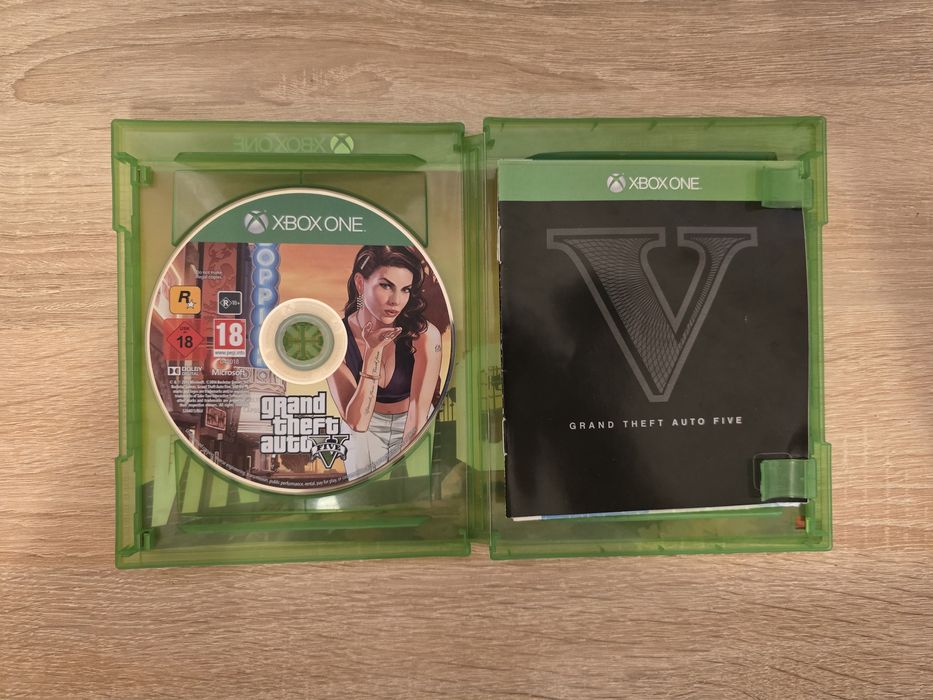 GTA 5 Premium Edition Xbox One ( Grand Theft Auto 5 )