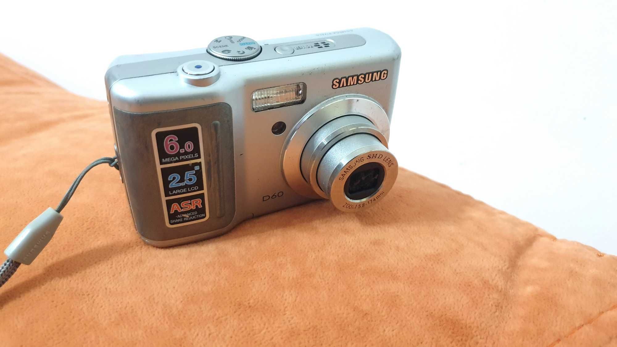 фотоапарат Samsung D60