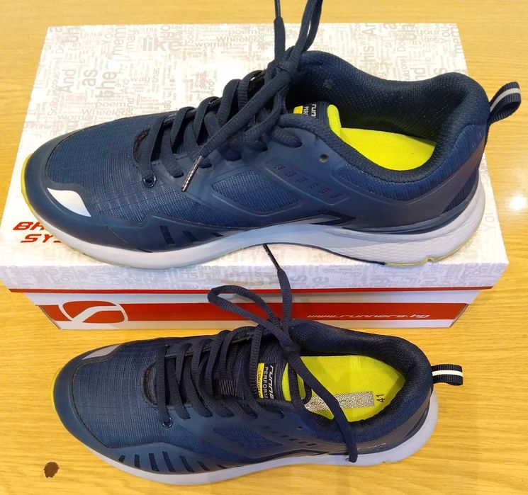 Продавам мъжки маратонки Runners Thunder, Размер 41