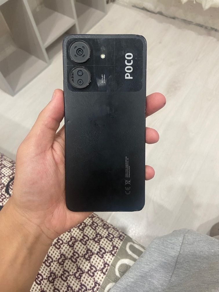 Продается телефон Poco C65 8/256