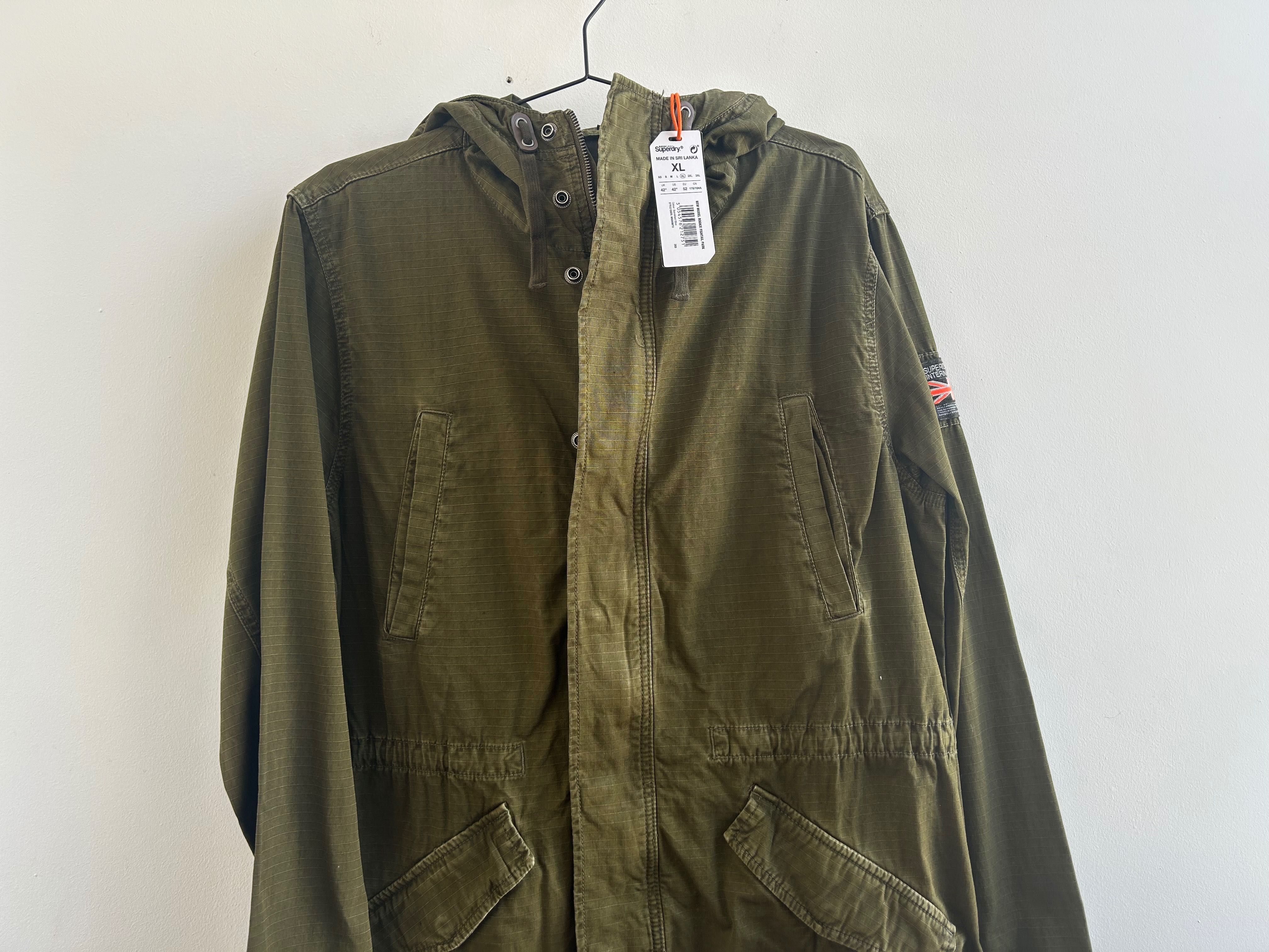 Яке (Парка) Superdry Размер XL цвят зелен