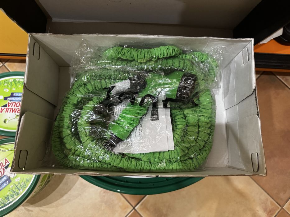 Furtun extensibil 30 m + pistol pt stopit gradina