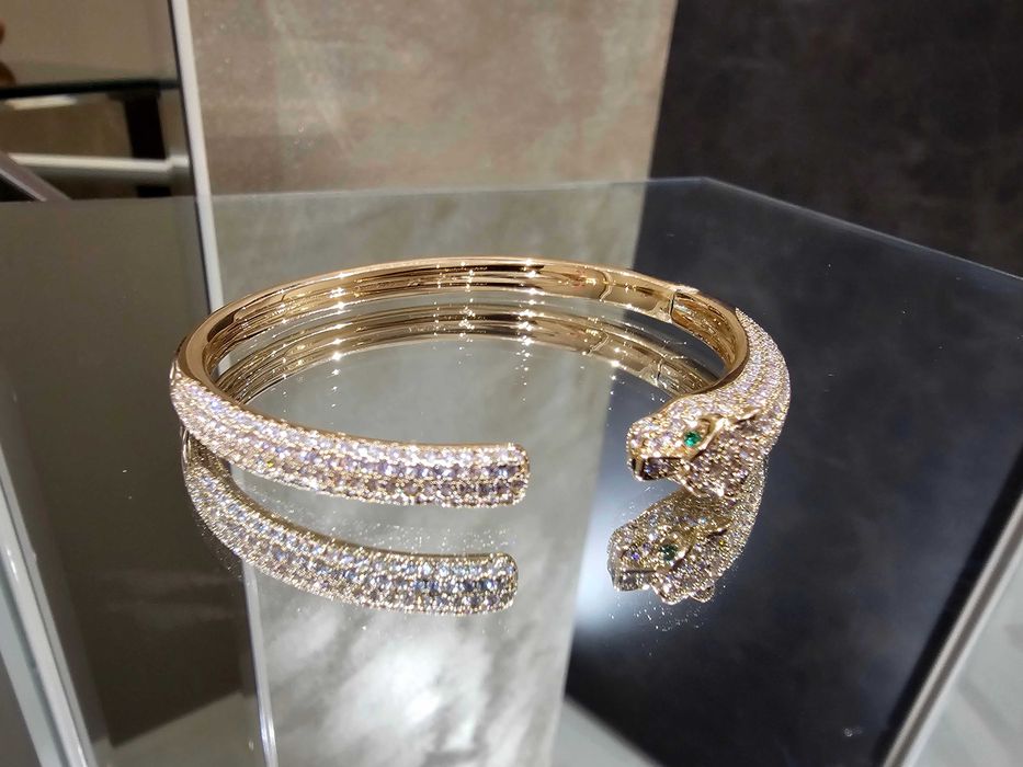 CARTIER Panthere de Cartier Rose Gold Diamonds Дамска Гривна