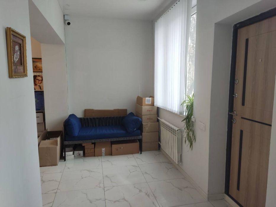 Срочно продается квартира под Офис Ракят карзинка 2/1/4