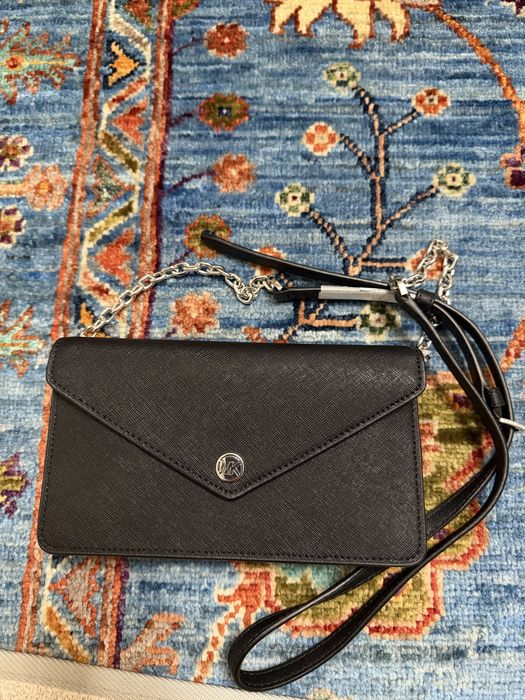 Черная сумка клатч Michael Kors