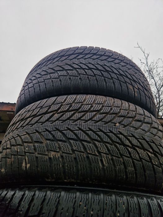 235 40 18 iarna M+S Nokian 2021