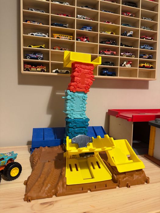 Hot Wheels Monster Trucks