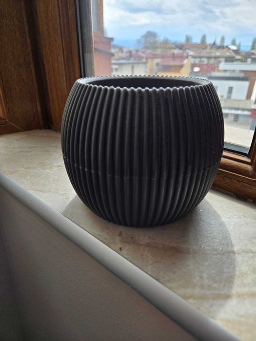 Сива кашпа/саксия