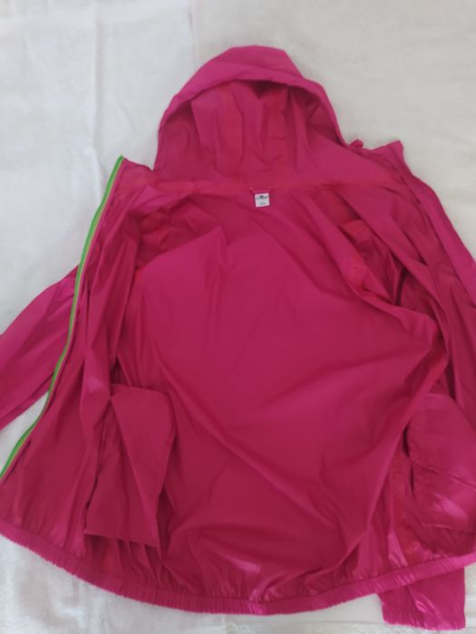 Дамско леко яке /дъждобран/ разм.L