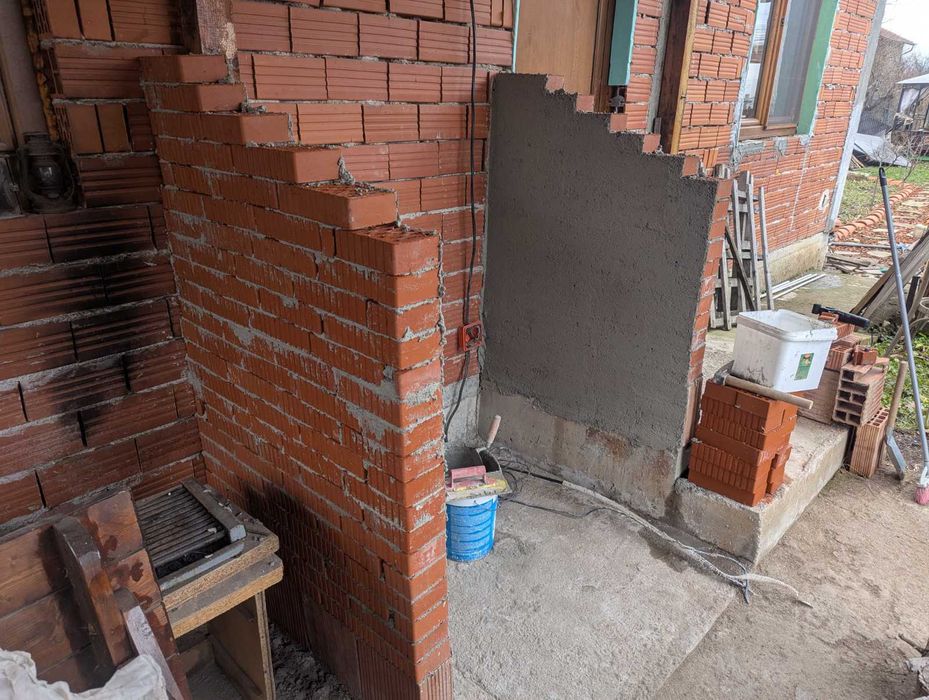 Вътрешни и външни ремонти - плочки, гипсокартон, замазки, шпакловка