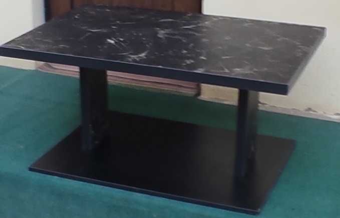 Журнальный столик