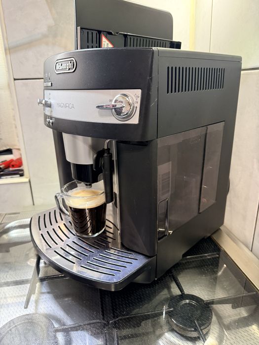 Expresor DeLonghi Magnifica ESAM 3000.B EX1:
