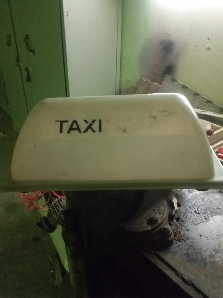 Шашка для такси в хорошем состояний