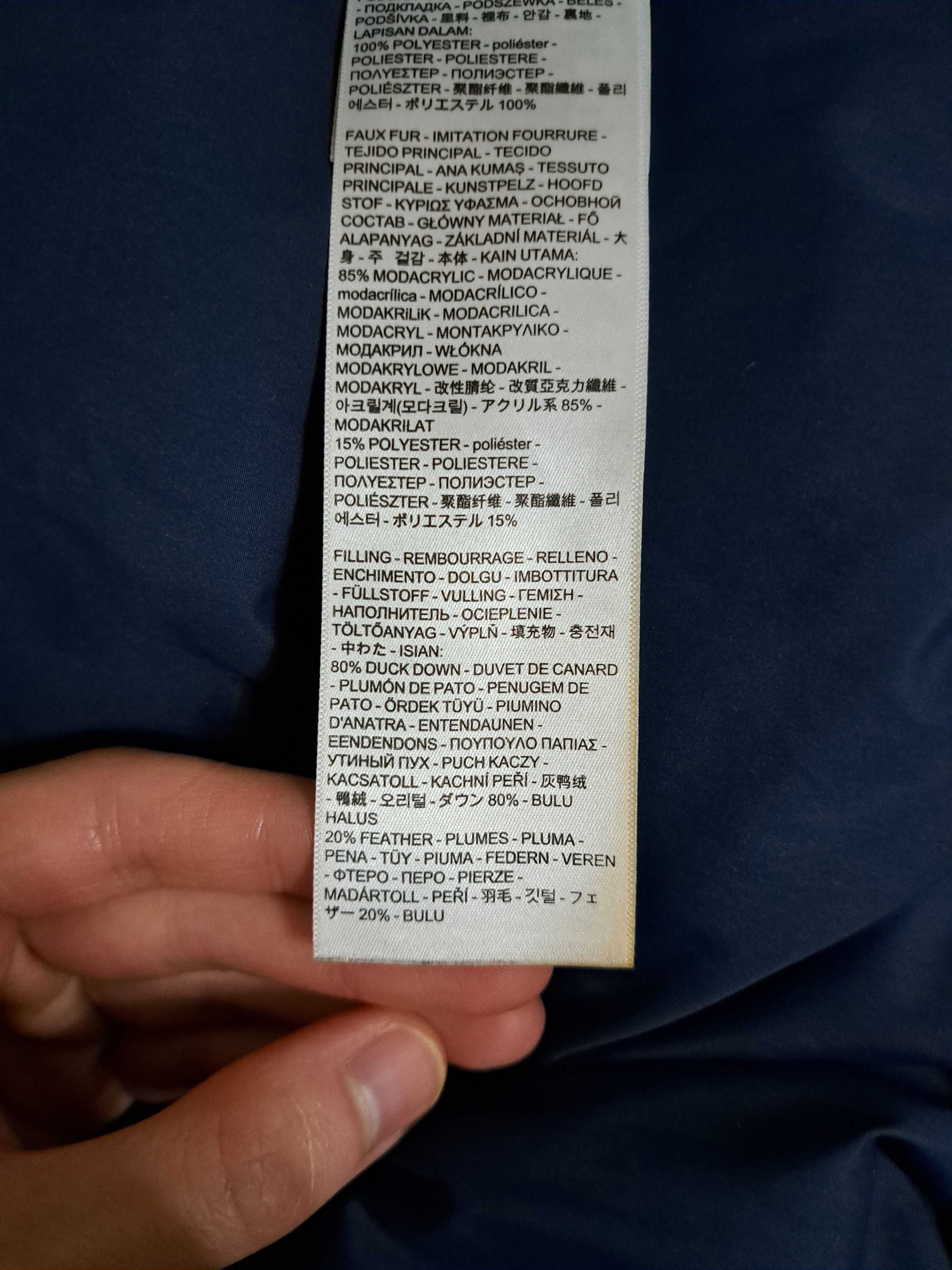 Geaca de iarna Levi's, marimea S, umplutura pene de rata
