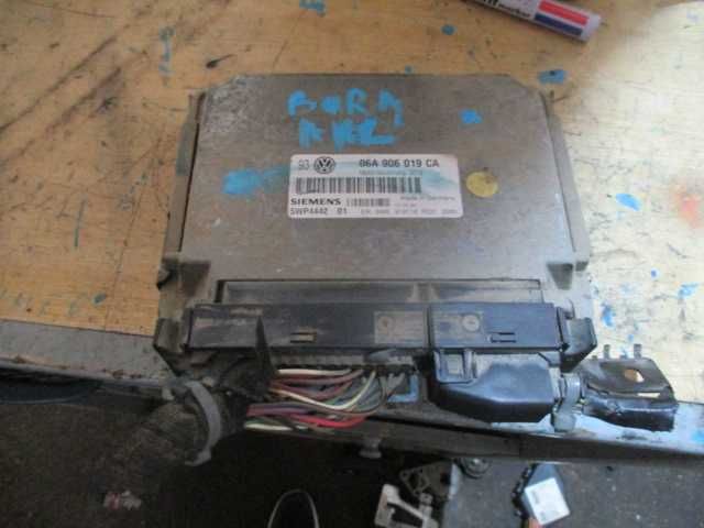 Calculator motor ECU Golf4 Bora A3 motor 1,6 benzina 8 valve AKL