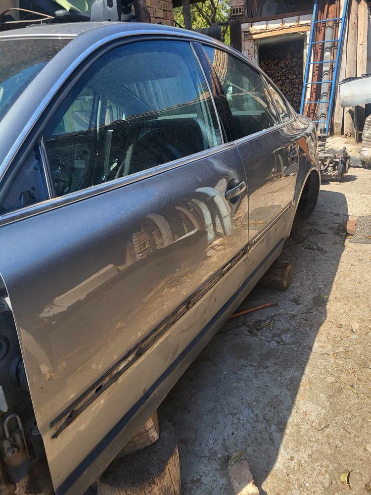 Части за VW Passat B5.5