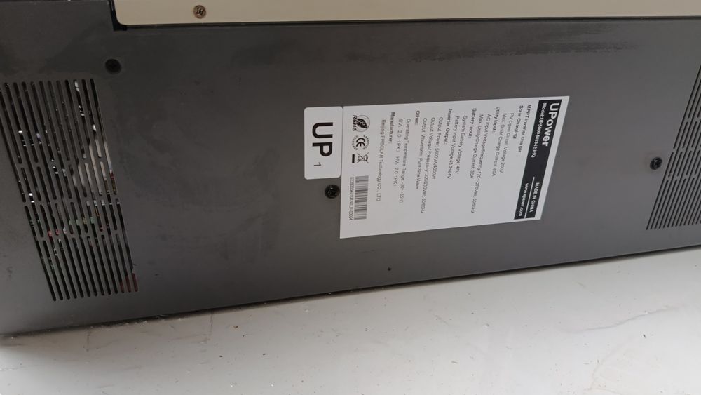 Invertor panouri fotovoltaice defect epever
