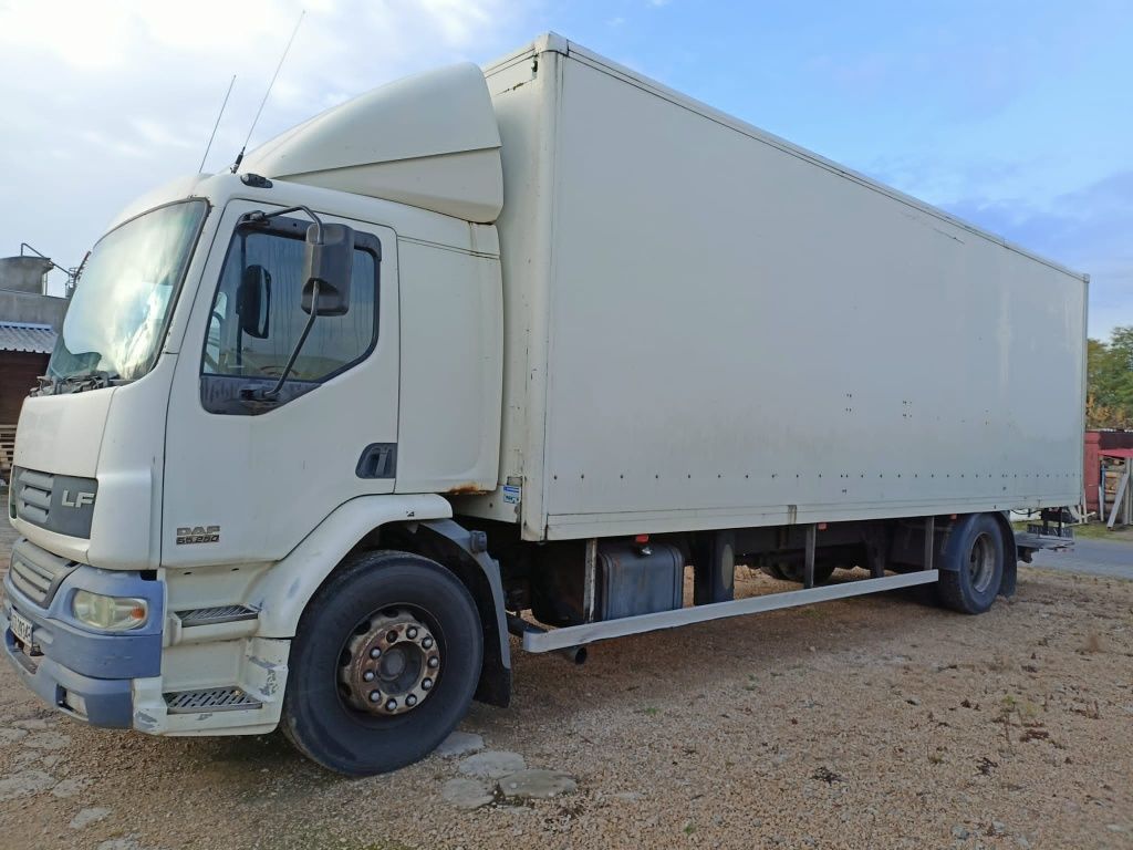 Vand Daf LF55 18TONE