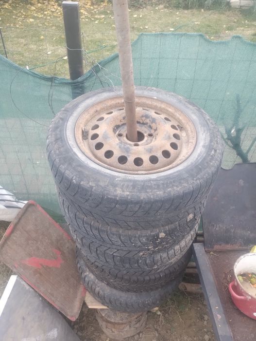 Roti Renault Symbol (cauciucuri noi all season)