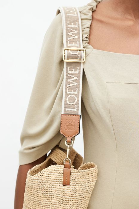 Дамска чанта Loewe