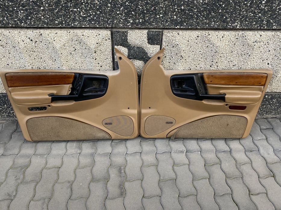 Дверные карты на jeep gran cherokee