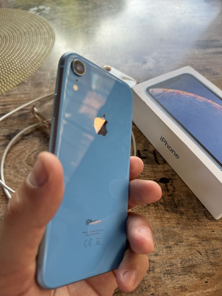 iPhone XR 128 GB blue