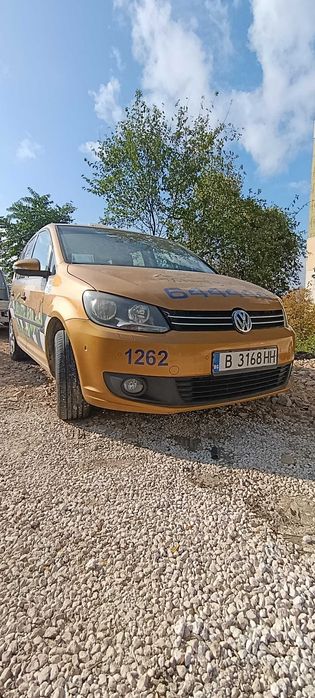 Vw touran автомат под наем към Триумф такси