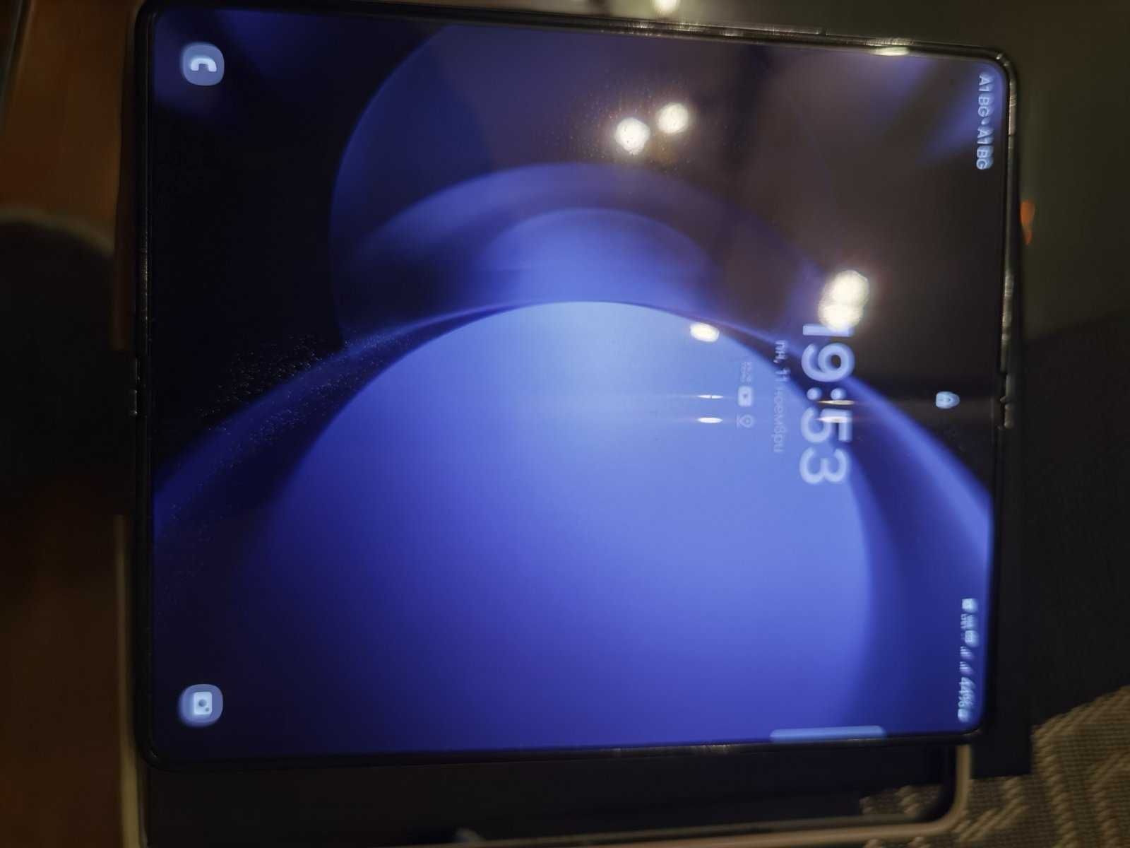 Samsung Z Fold 5
