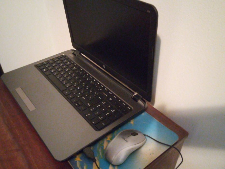 Лаптоп Hewlett Packard